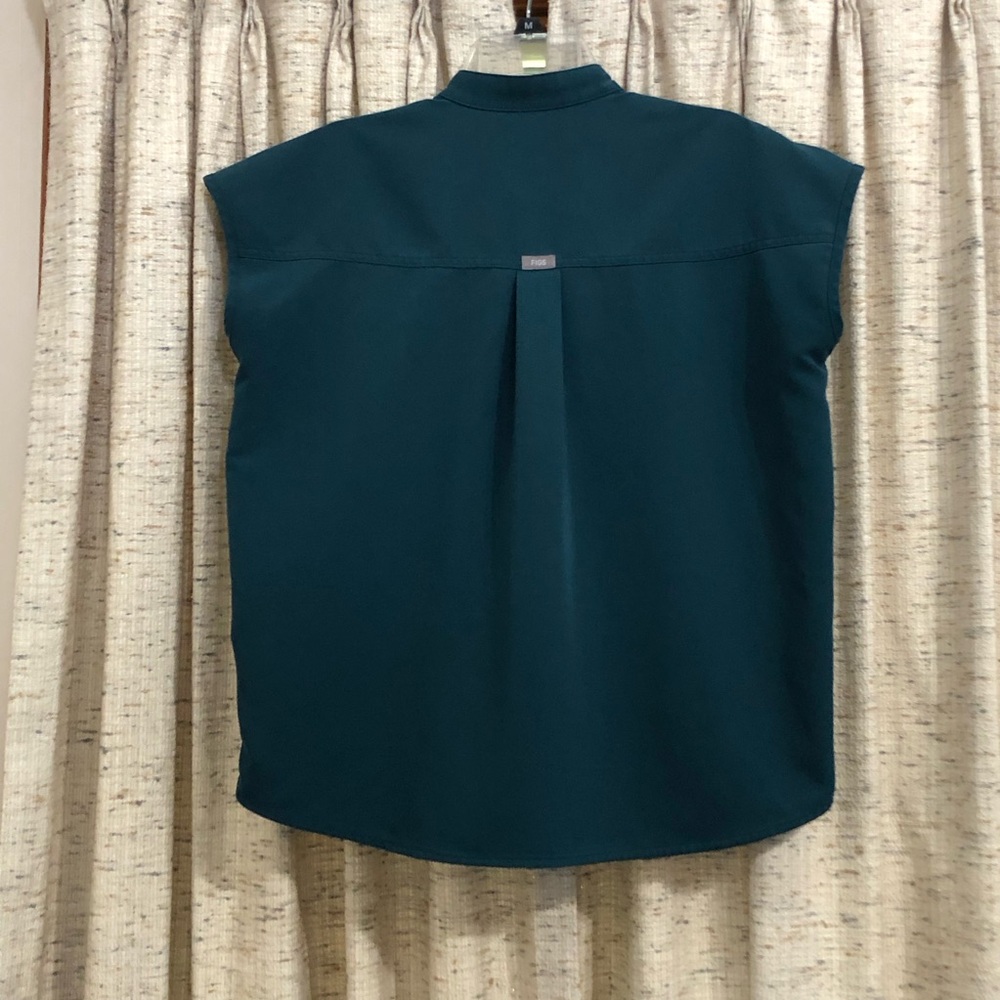 Figs Technical Collection Rafaela Scrub Top - Picture 9 of 11